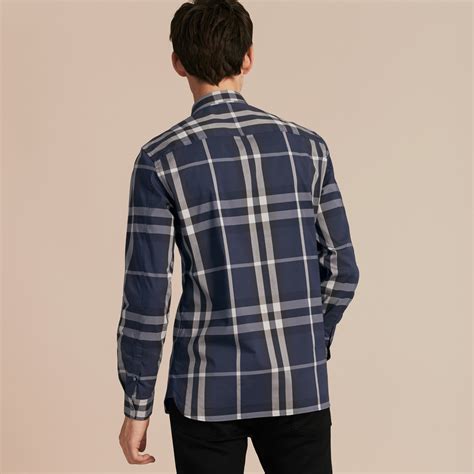 Camicia in lana Burberry tartan con logo ricamato 